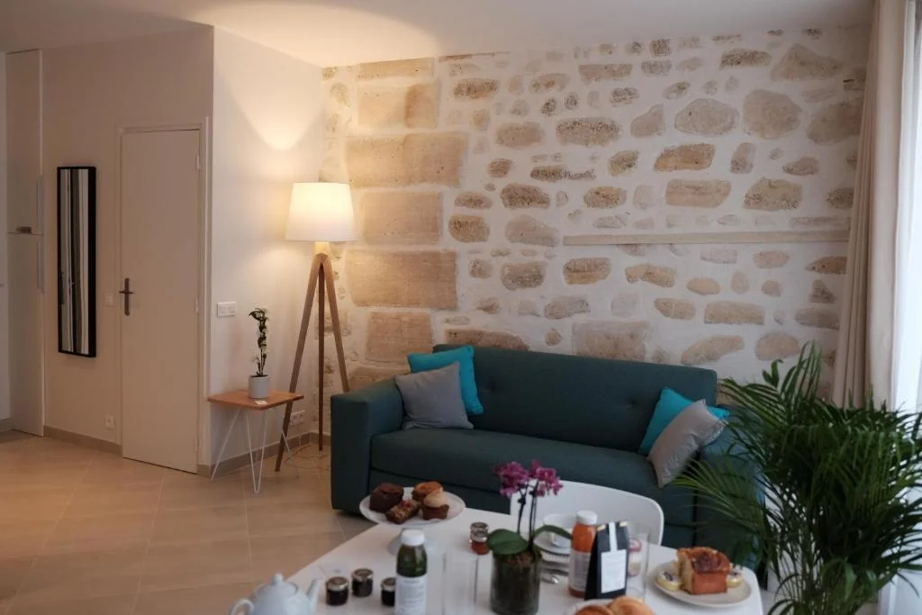 Jardin Saint Honore Apartment 1BR, To Rent 1st District Paris - France