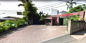 Town house nuansa swadharma 4 bedrooms home in south jakarta permata hijau area