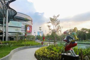 Entrance ciputra world surabaya